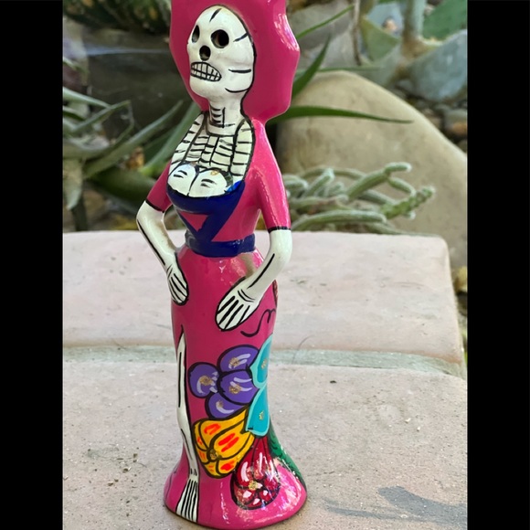 Artisanal Catrina Mexican Ceramic - Dia de Los muertos - Picture 1 of 6